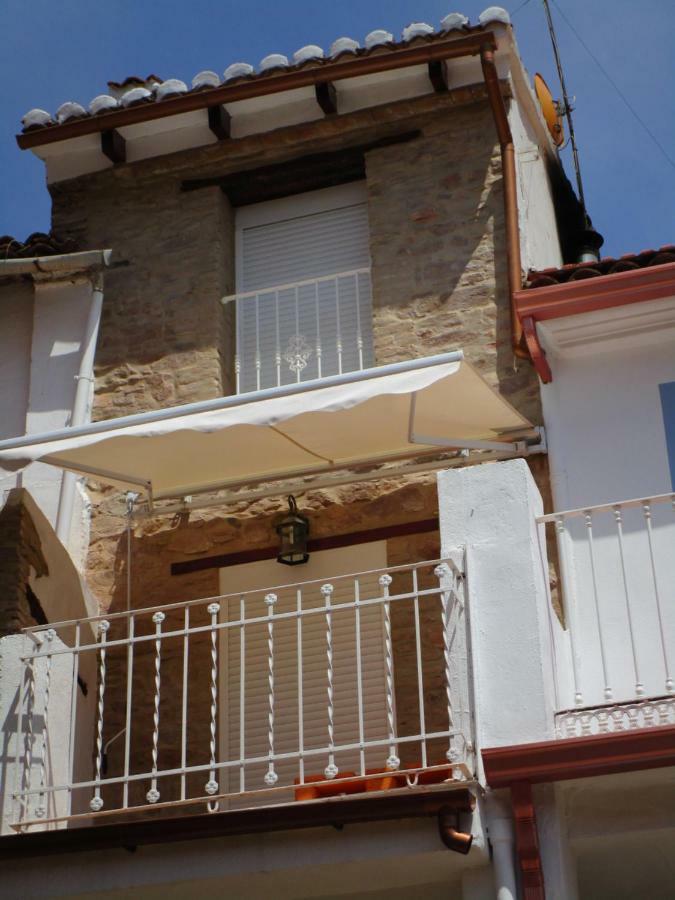 Country house Ca'ls Avis *